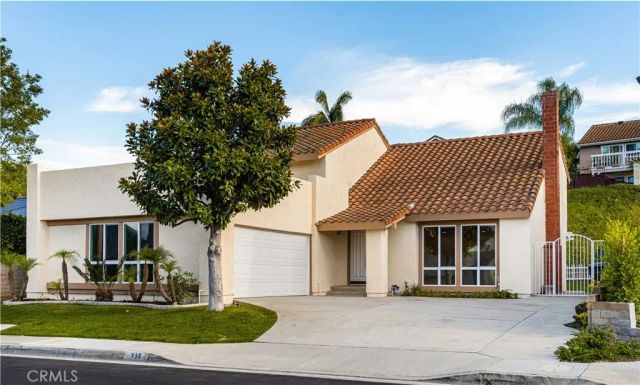 738 S Fairway Lane, Anaheim Hills, CA 92807