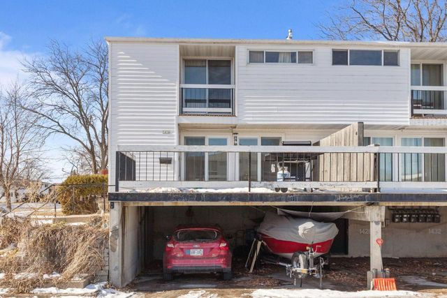 1416 W 2ND AVENUE, Oshkosh, WI 54902