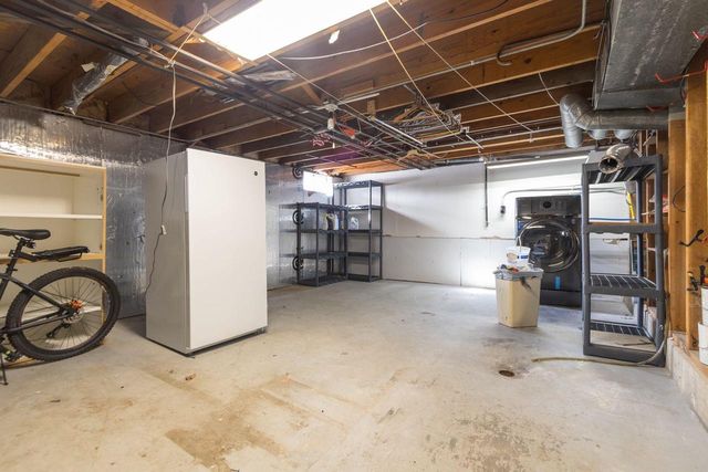 1416 W 2ND AVENUE, Oshkosh, WI 54902