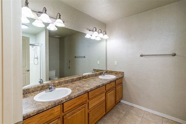 821 Topaz Street, Lowell, AR 72745