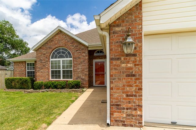 821 Topaz Street, Lowell, AR 72745