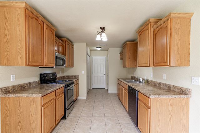 821 Topaz Street, Lowell, AR 72745