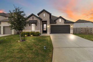 149 Red Oak, Castroville, TX 78009