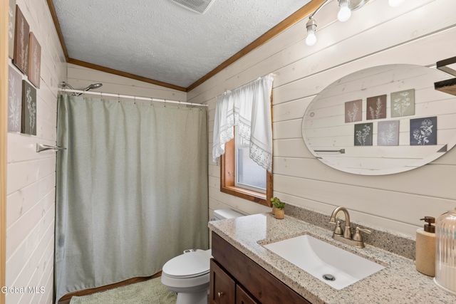 160 Bushnell Road, Mayfield, NY 12117