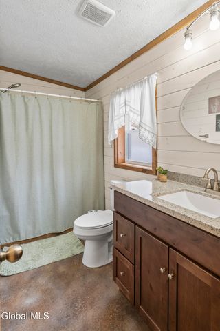 160 Bushnell Road, Mayfield, NY 12117