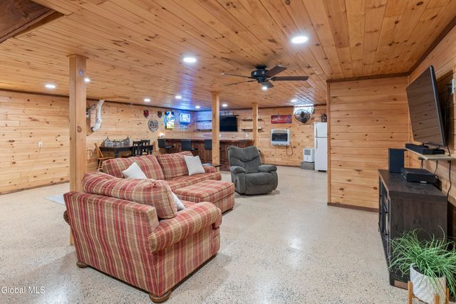 160 Bushnell Road, Mayfield, NY 12117