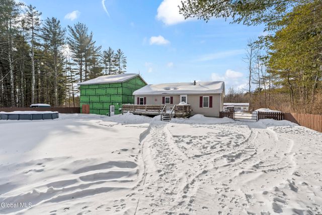 160 Bushnell Road, Mayfield, NY 12117