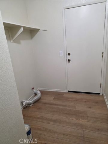 43516 32nd Street, Lancaster, CA 93535