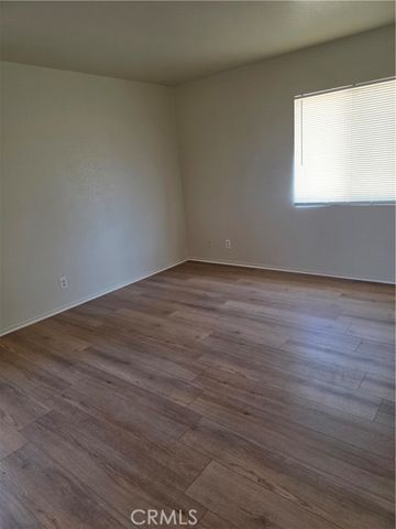 43516 32nd Street, Lancaster, CA 93535