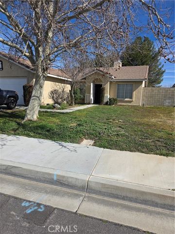 43516 32nd Street, Lancaster, CA 93535