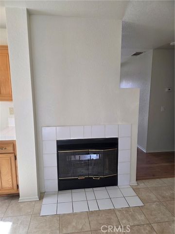 43516 32nd Street, Lancaster, CA 93535