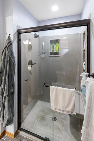 29901 S 636 Road, Grove, OK 74344