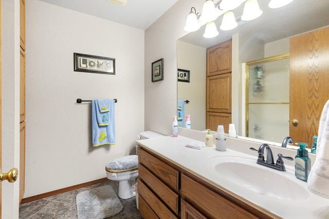 29901 S 636 Road, Grove, OK 74344