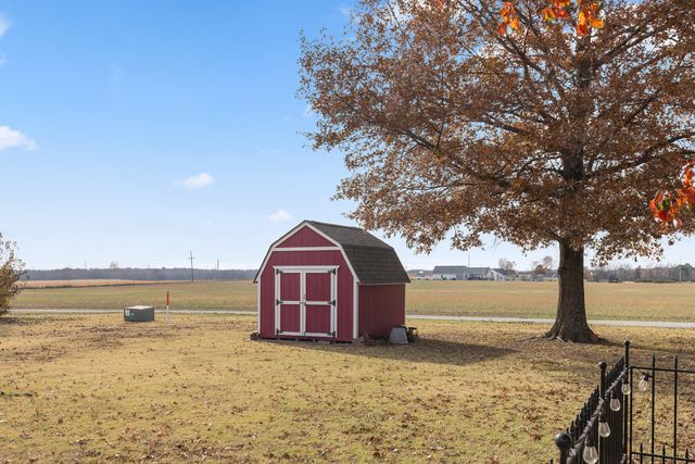 29901 S 636 Road, Grove, OK 74344