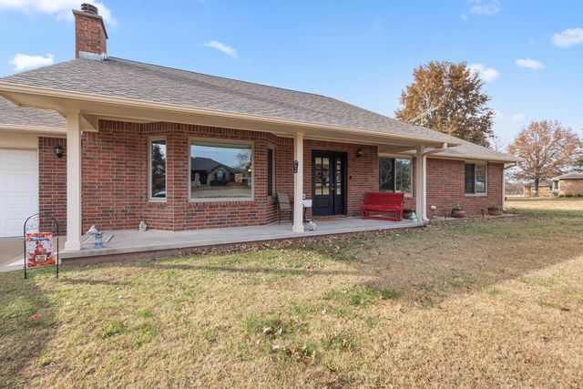 29901 S 636 Road, Grove, OK 74344
