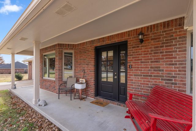 29901 S 636 Road, Grove, OK 74344