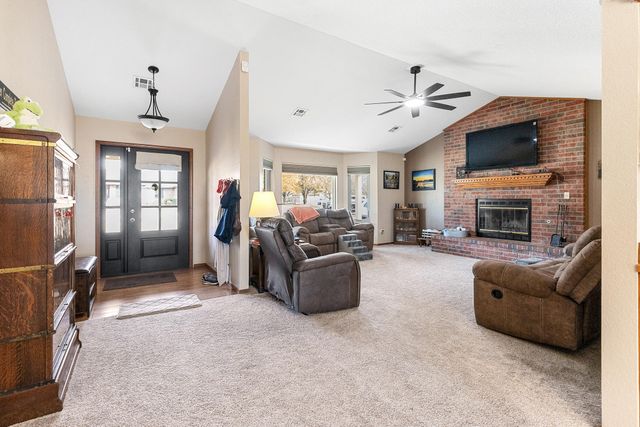 29901 S 636 Road, Grove, OK 74344