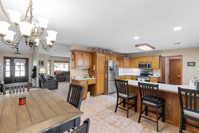 29901 S 636 Road, Grove, OK 74344