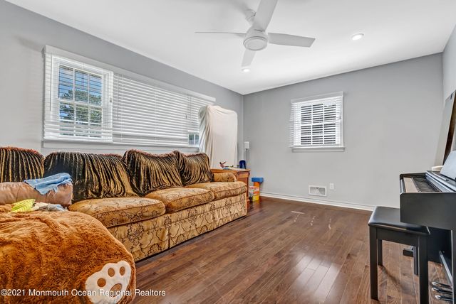 410 Wells Avenue, Oakhurst, NJ 07755