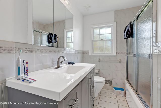 410 Wells Avenue, Oakhurst, NJ 07755