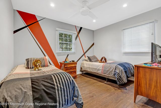 410 Wells Avenue, Oakhurst, NJ 07755