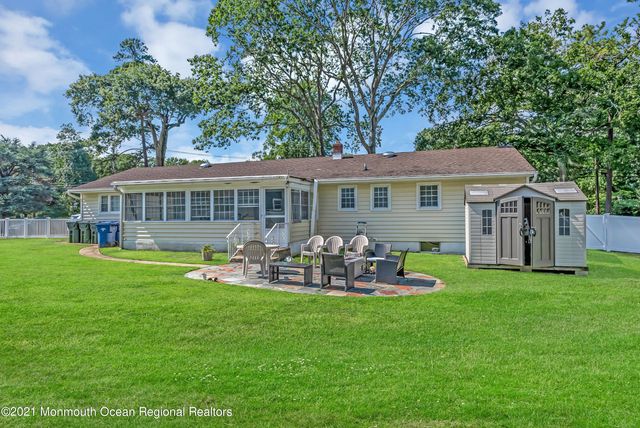 410 Wells Avenue, Oakhurst, NJ 07755