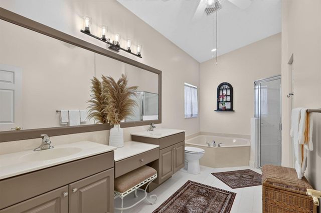 310 NW Toscane Trail, Port St. Lucie, FL 34986