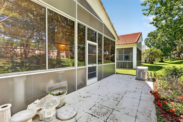 310 NW Toscane Trail, Port St. Lucie, FL 34986