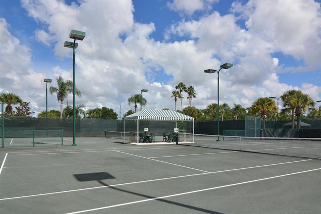 310 NW Toscane Trail, Port St. Lucie, FL 34986