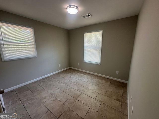 423 King Drive, Warner Robins, GA 31093