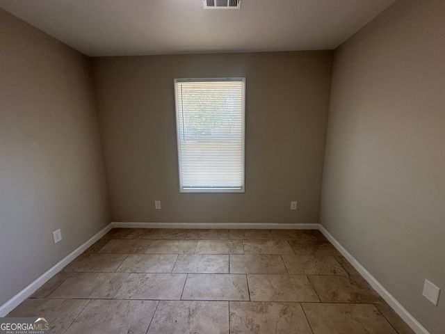 423 King Drive, Warner Robins, GA 31093