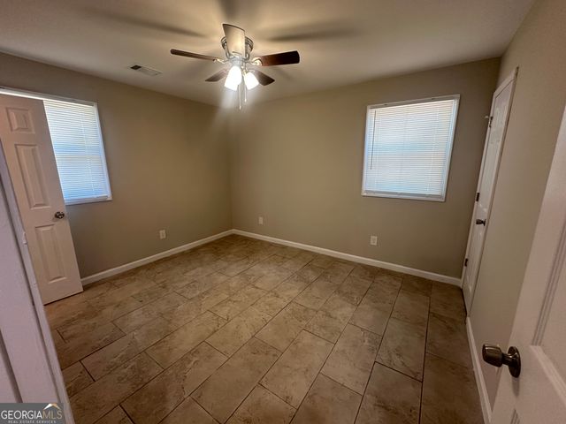 423 King Drive, Warner Robins, GA 31093