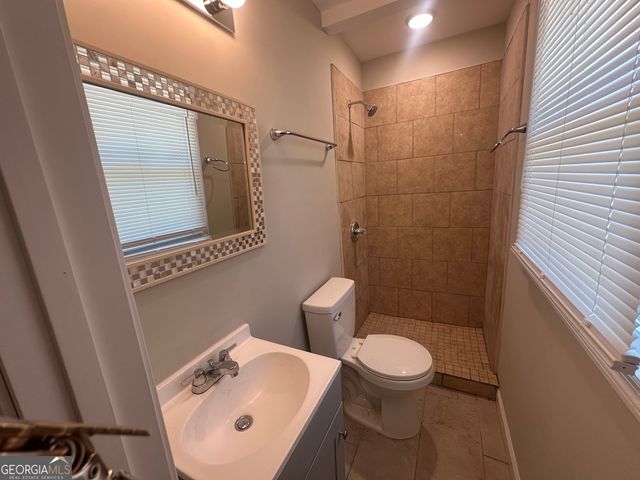 423 King Drive, Warner Robins, GA 31093