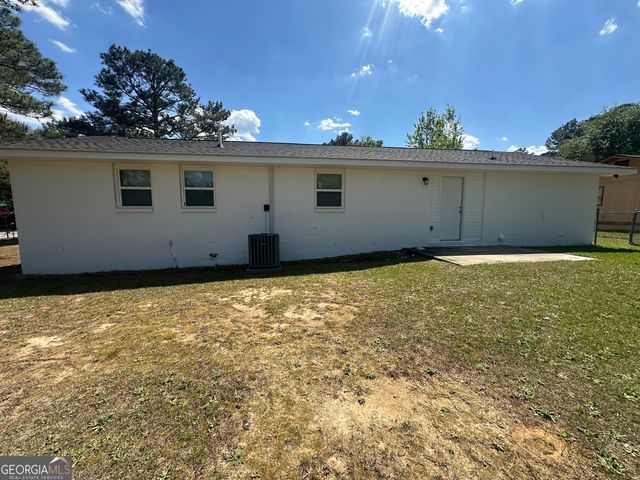 423 King Drive, Warner Robins, GA 31093