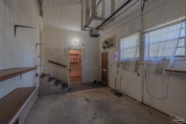 2035 Summit Blvd, Pensacola, FL 32503