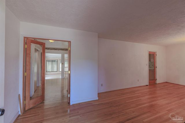 2035 Summit Blvd, Pensacola, FL 32503