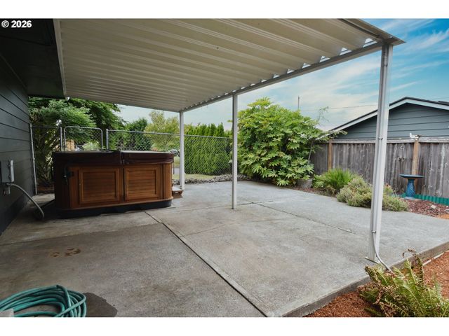 12509 Ne BEECH St, Portland, OR 97230