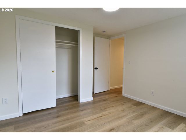 12509 Ne BEECH St, Portland, OR 97230