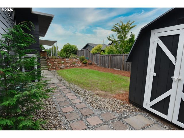 12509 Ne BEECH St, Portland, OR 97230
