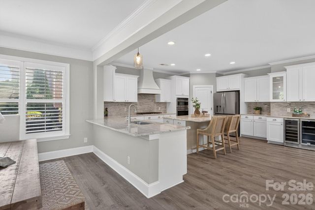 18502 Clavemorr Castle Court, Charlotte, NC 28277