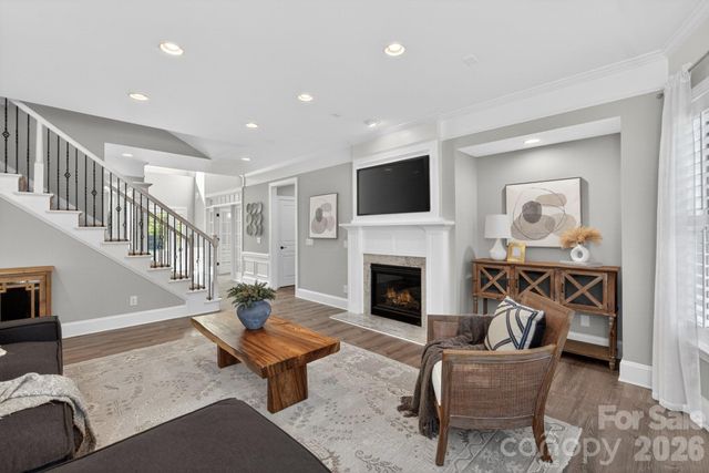 18502 Clavemorr Castle Court, Charlotte, NC 28277