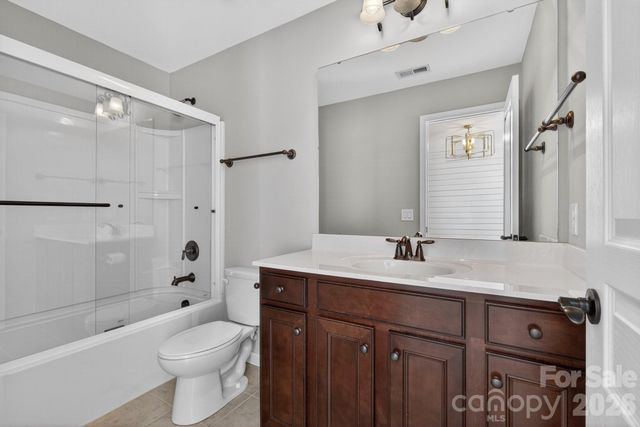 18502 Clavemorr Castle Court, Charlotte, NC 28277