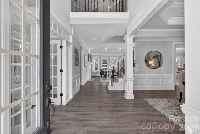 18502 Clavemorr Castle Court, Charlotte, NC 28277