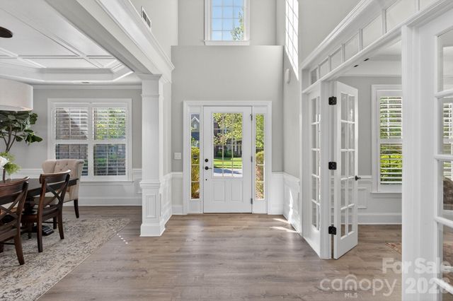 18502 Clavemorr Castle Court, Charlotte, NC 28277