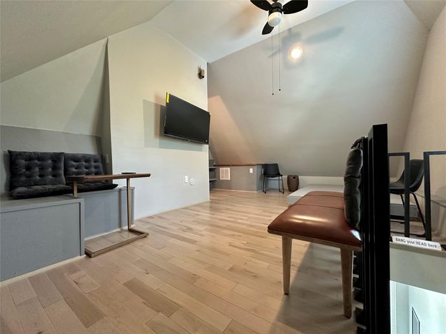 914 E 39th ST 2, Austin, TX 78751