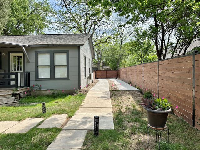 914 E 39th ST 2, Austin, TX 78751