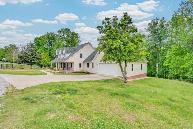 2193 Tollisontown Rd, Sparta, TN 38583