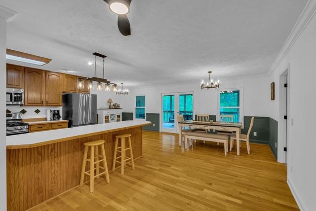 2193 Tollisontown Rd, Sparta, TN 38583