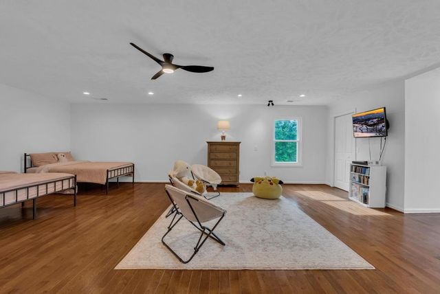 2193 Tollisontown Rd, Sparta, TN 38583