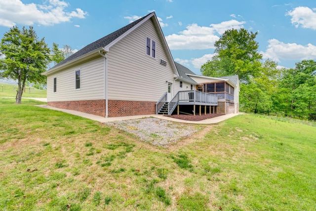 2193 Tollisontown Rd, Sparta, TN 38583